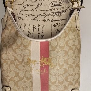 Coach Chelsea Signature StripT